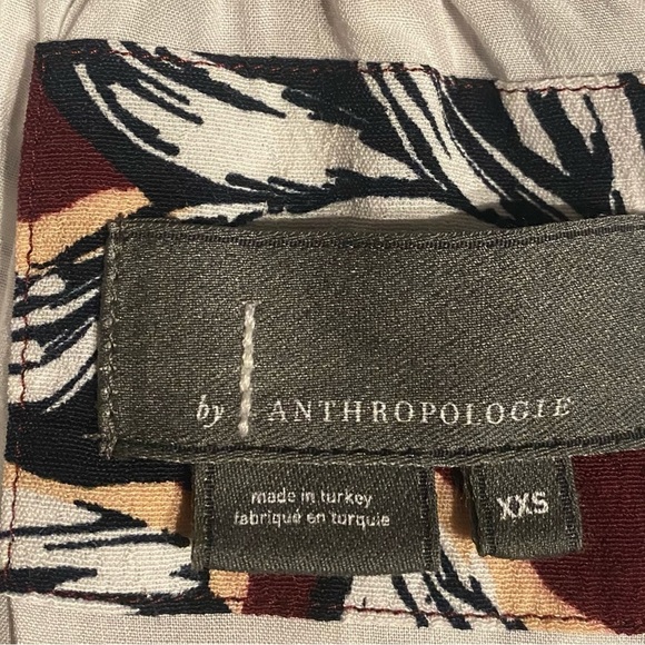 Anthropologie floral short sleeve dress. Cute tiered style. Size CXS. - Picture 2 of 6